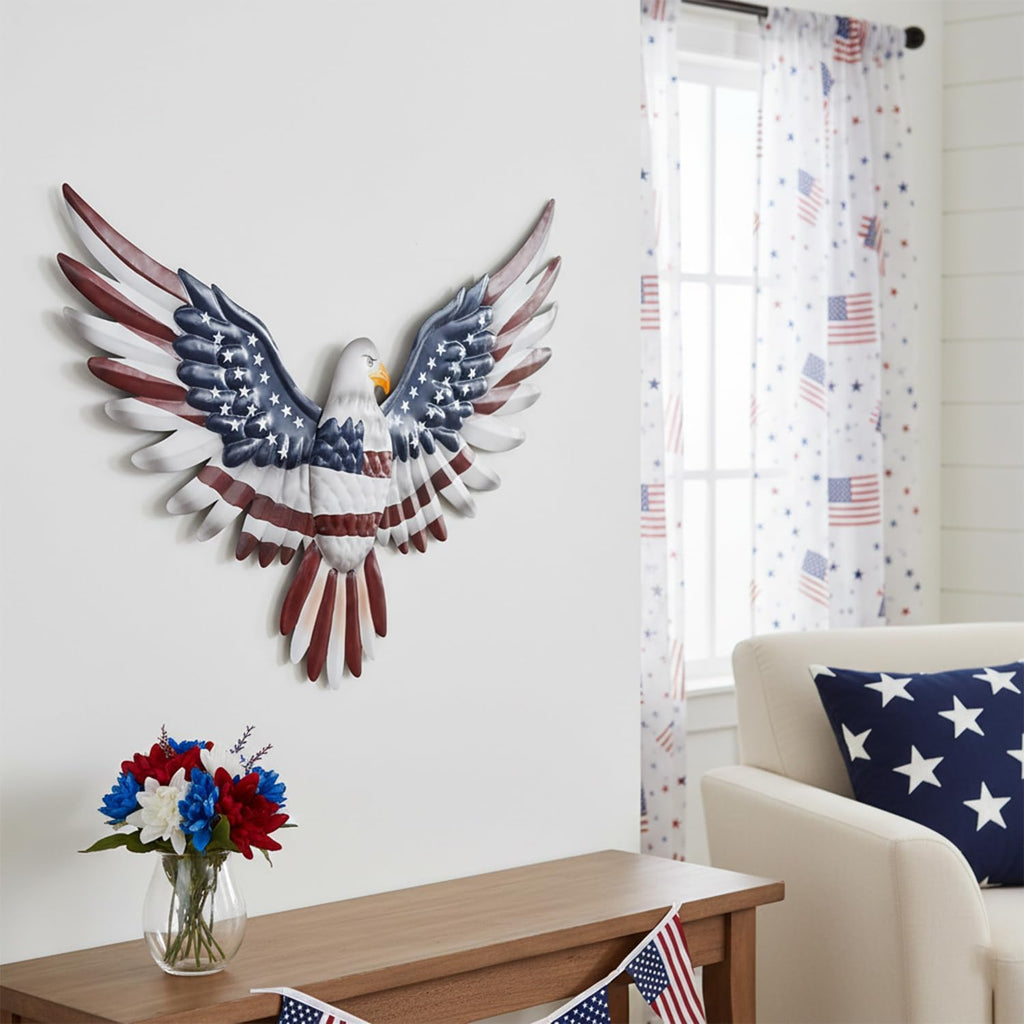 Patriotic Bald Eagle Metal Wall Hanging, Indoor & Outdoor Holiday Decor